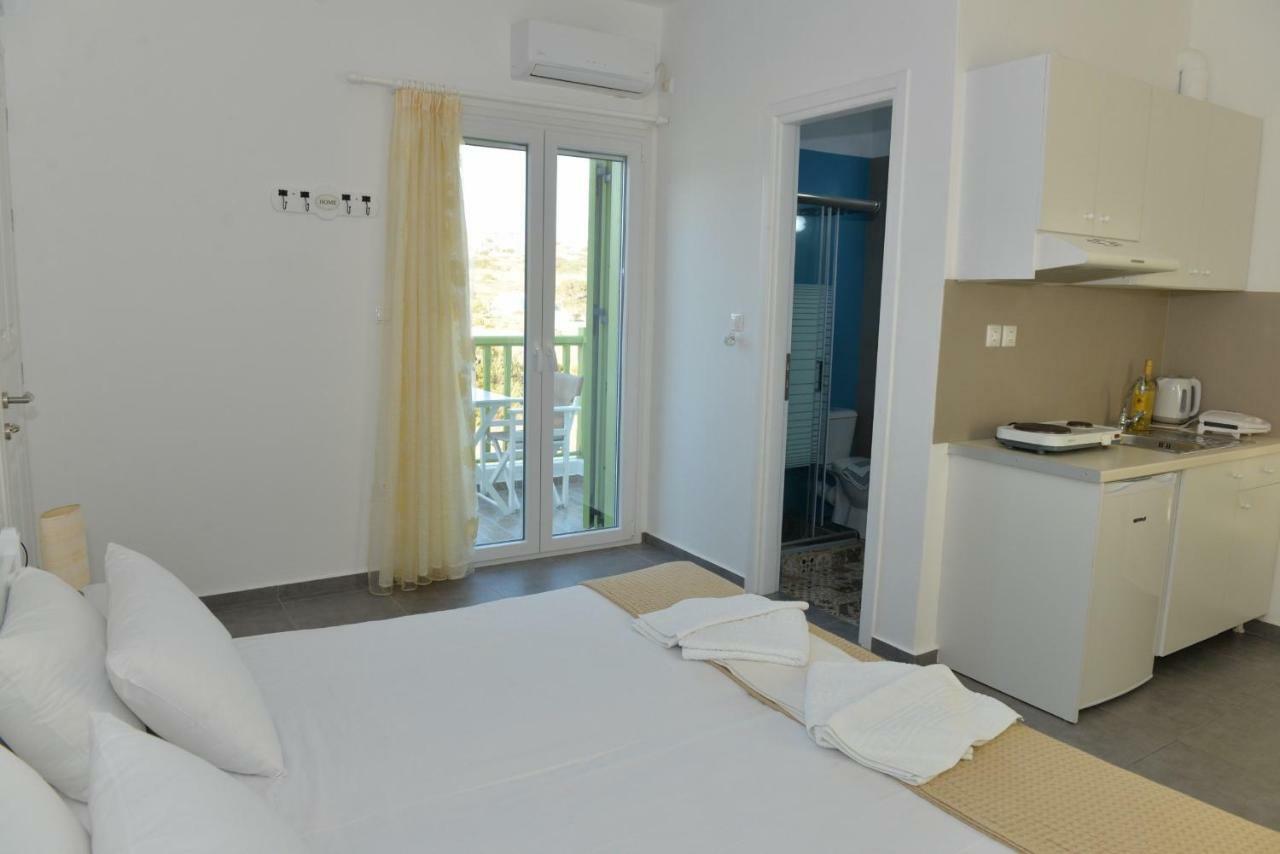 Zeras Apartments Adamantas  Bagian luar foto